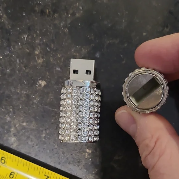 Sparkling Rhinestone Pendant - Picture 2 of 5